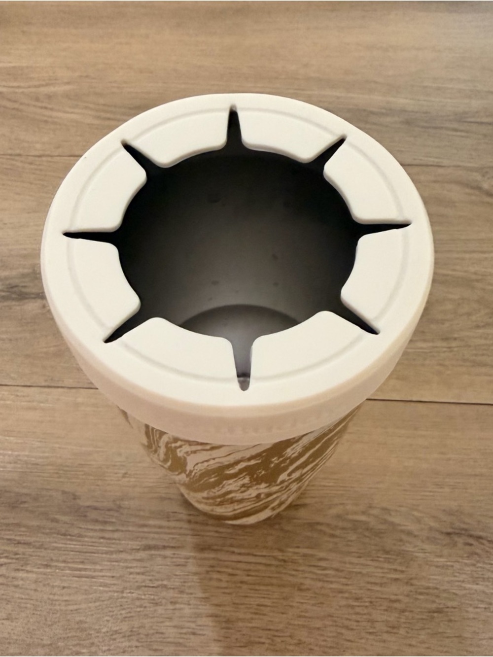 FrostBuddy Gold Metallic Insulated Tumbler - Picture 3 of 3